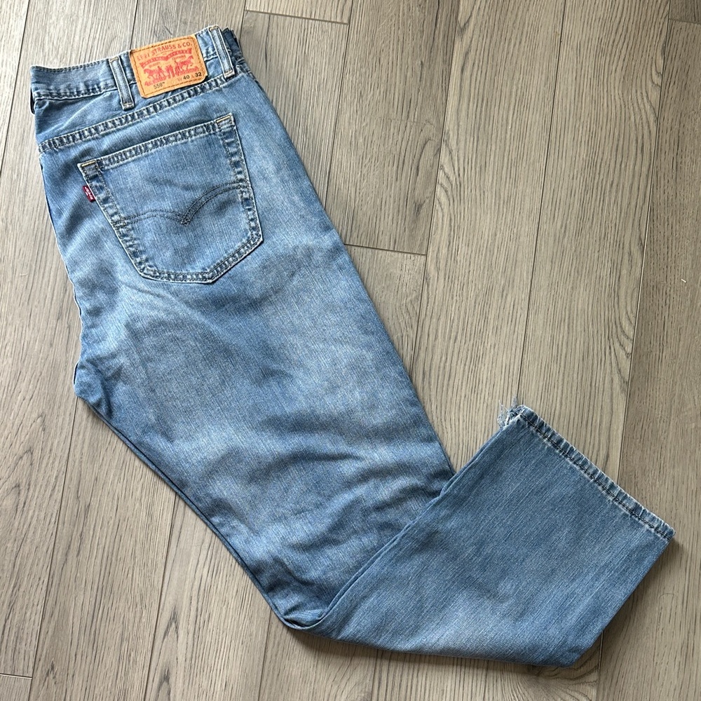 Levi's Men's 559 (40x32) Relaxed Straight Jean